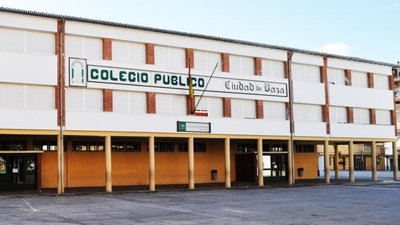El PSOE de Baza exige a la Junta que aproveche las vacaciones para climatizar los centros educativos