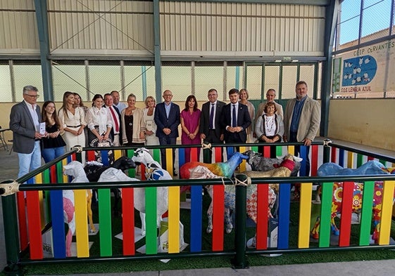 La feria agroganadera recupera las ovejas que el escultor Miguel Moreno realizó para IDEAL
