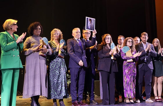 La gala de Asociación de Empresarios de la Comarca de Huéscar homenajea a su presidenta de honor