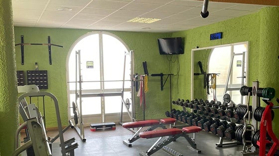 Cuevas del Campo renueva su gimnasio municipal