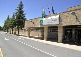 Entrada principal al Hospital de Baza
