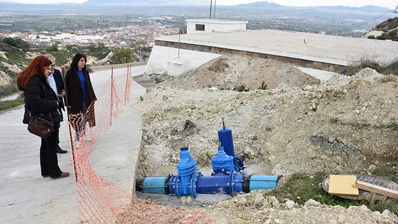 El Ayuntamiento acomete obras de reparación en el depósito de la Cuesta del Francés
