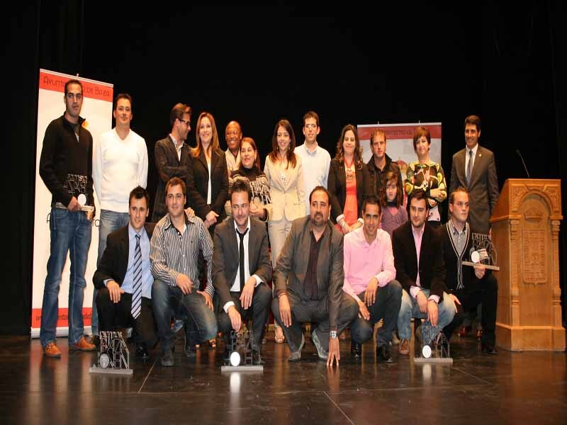 El ayuntamiento convoca los Premios Baza Joven 2012