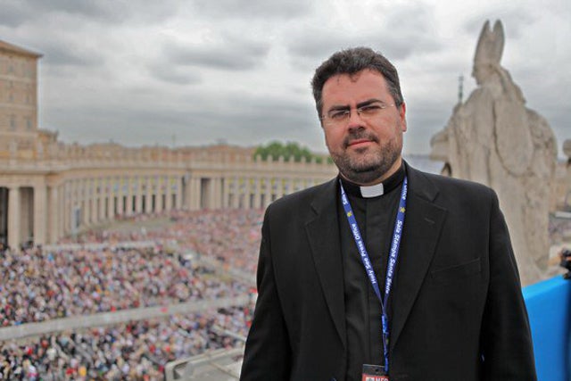 El ex-arcipreste de Baza Jose Francisco Serrano nombrado rector del seminario diocesano