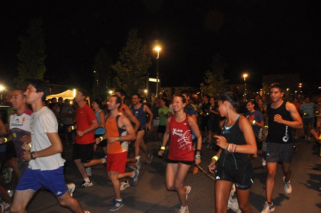 Éxito de la I carrera nocturna solidaria de  Baza