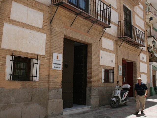 Nueva ordenación de áreas y dependencias municipales en el Ayuntamiento de Baza