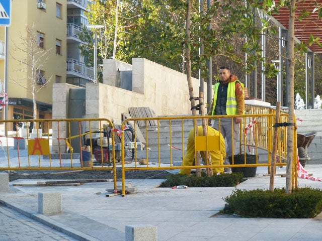 El ayuntamiento de Baza realiza obras de mejora en las Siete Fuentes, Caños Dorados y San Valentín