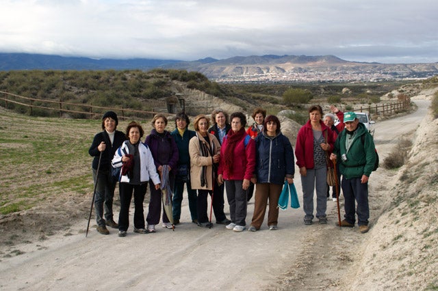 Los senderistas de Siete Leguas realizan una ruta por el Río de Baza