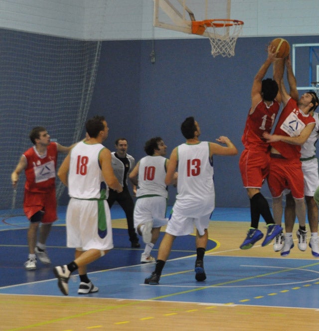 El Segura desarrollos Industriales Baloncesto Baza reinicia el campeonato visitando al CB Cazorla