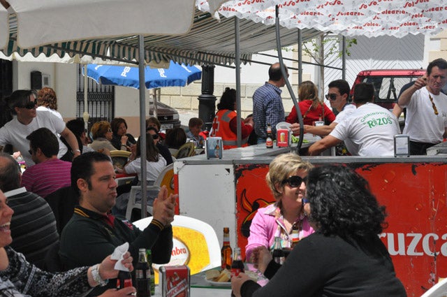 Se amplían a tres días la fiesta de las Cruces de Mayo para apoyar a la economía local
