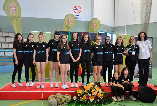 El voleibol oscense brilla en los juegos provinciales