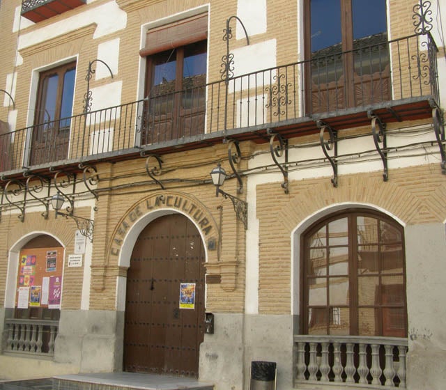 Exposición de instrumentos del mundo mundano en Huéscar