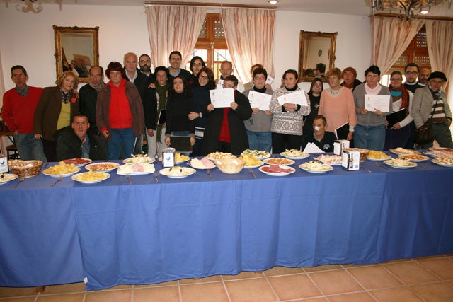 Enfermos mentales y discapacitados aprenden a cocinar