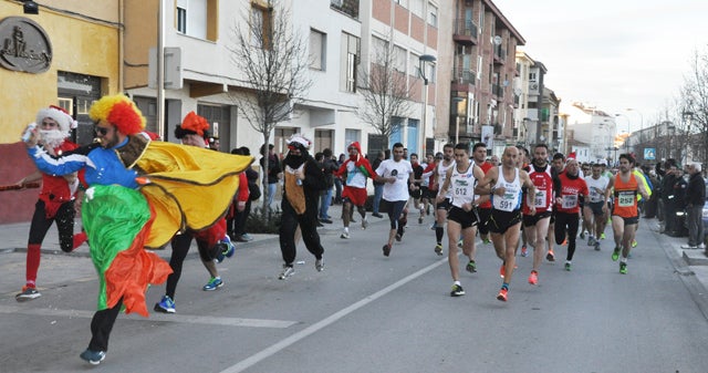 José Ramón Arredondo y Mariana Palma ganan la San Silvestre Bastetana