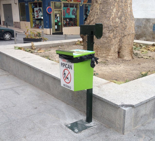 Prohibido que los perros entren a los parques infantiles
