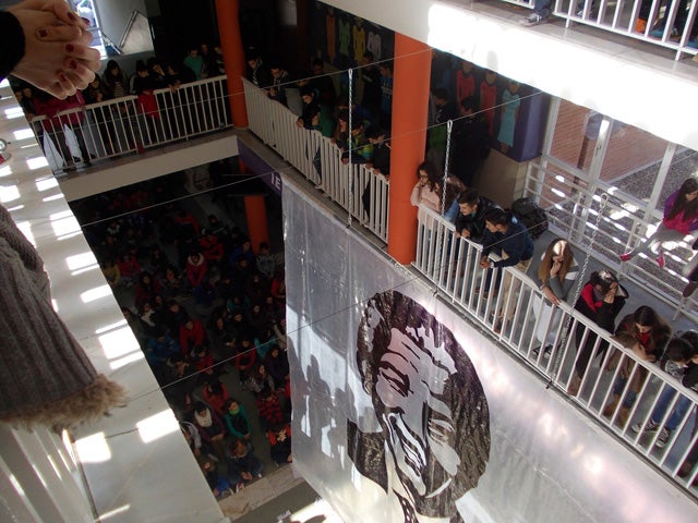 Homenaje a Nelson Mandela en el ´Día de la Paz´