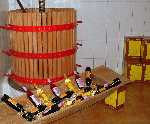 Las comarcas de Baza y Huéscar una de las zonas con mayor superficie de viñedo de Granada