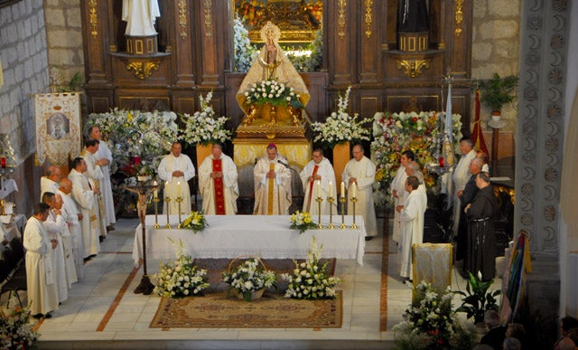 La Virgen de la Piedad ya es oficialmente Co-Patrona de Baza,