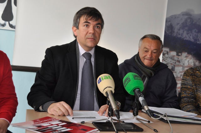 Los empresarios piden unión para reclamar la línea eléctrica Caparacena- Baza- La Ribina