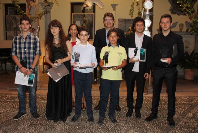 Eduardo Ferrer del Conservatorio José Salinas de Baza gana el Certamen Provincial de Música