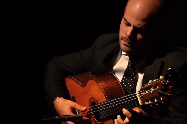 Alberto López vuelve a Baza con su espectáculo `Siento´