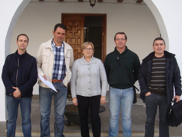 Regantes de Caniles presentan el proyecto de concesión de aguas para riego desde el Negratín