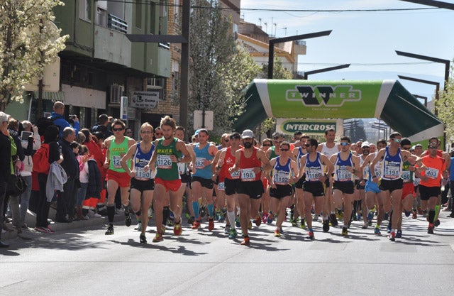 La XL Media Maratón `Ciudad de Baza´ el 13 de marzo