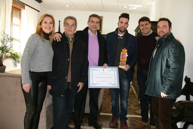 Reconocimiento para Antonio Girón campeón del mundo de ornitología