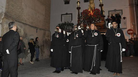 Consternación en Baza por el fallecimiento de Juan Ramón Lozano, horquillero del Cristo de la Misericordia