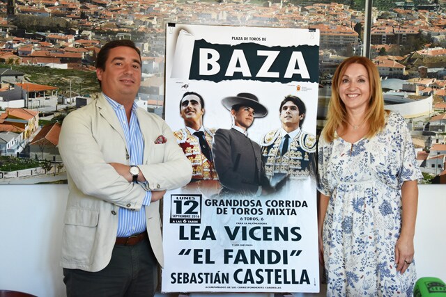 El Fandi, Sebastián Castella y la rejoneadora Lea Vicens, cartel taurino de la feria de Baza