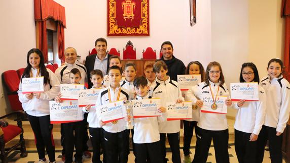 El Club Taekwondo Baza medalla de bronce en el Campeonato de España