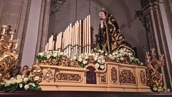 Tras un espléndido Viernes Santo en Baza llega la procesión del Resucitado