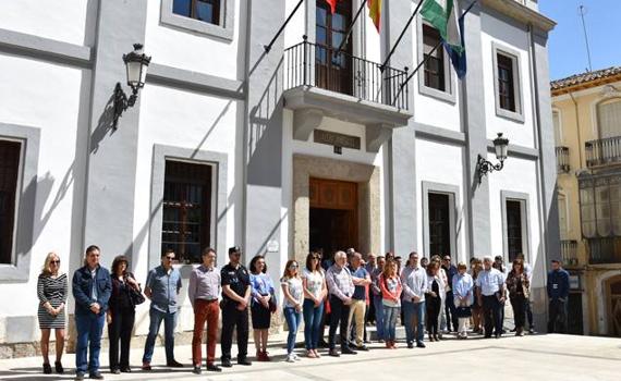 Concentración en Baza por el atentado de Manchester