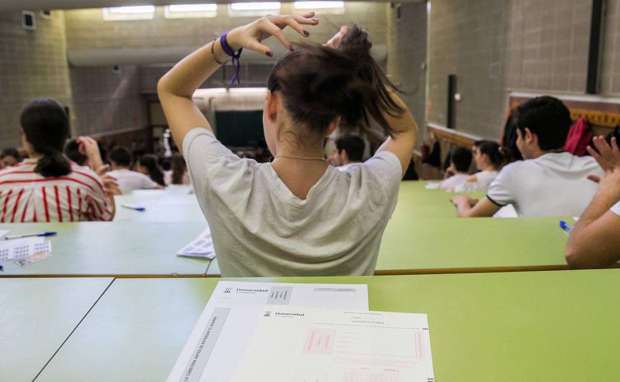 Robo en El Ejido | Detenidos dos menores por el robo de exámenes finales en un instituto