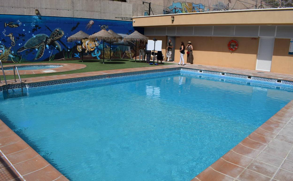 Piscina de Vícar. 