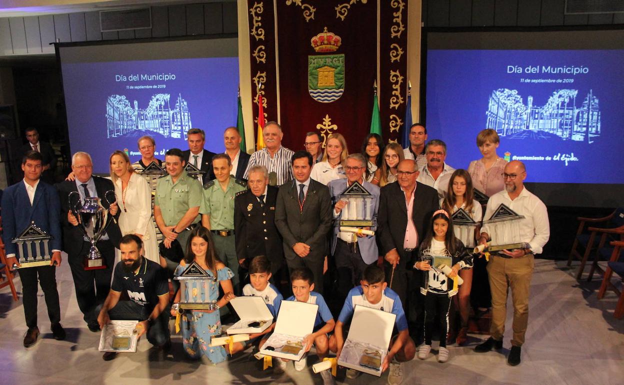 El Ejido recuerda su pasado y mira al futuro en el Día del Municipio