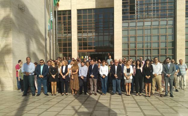El Ejido decreta un día de luto oficial y dedica un minuto de silencio a la memoria del pequeño fallecido