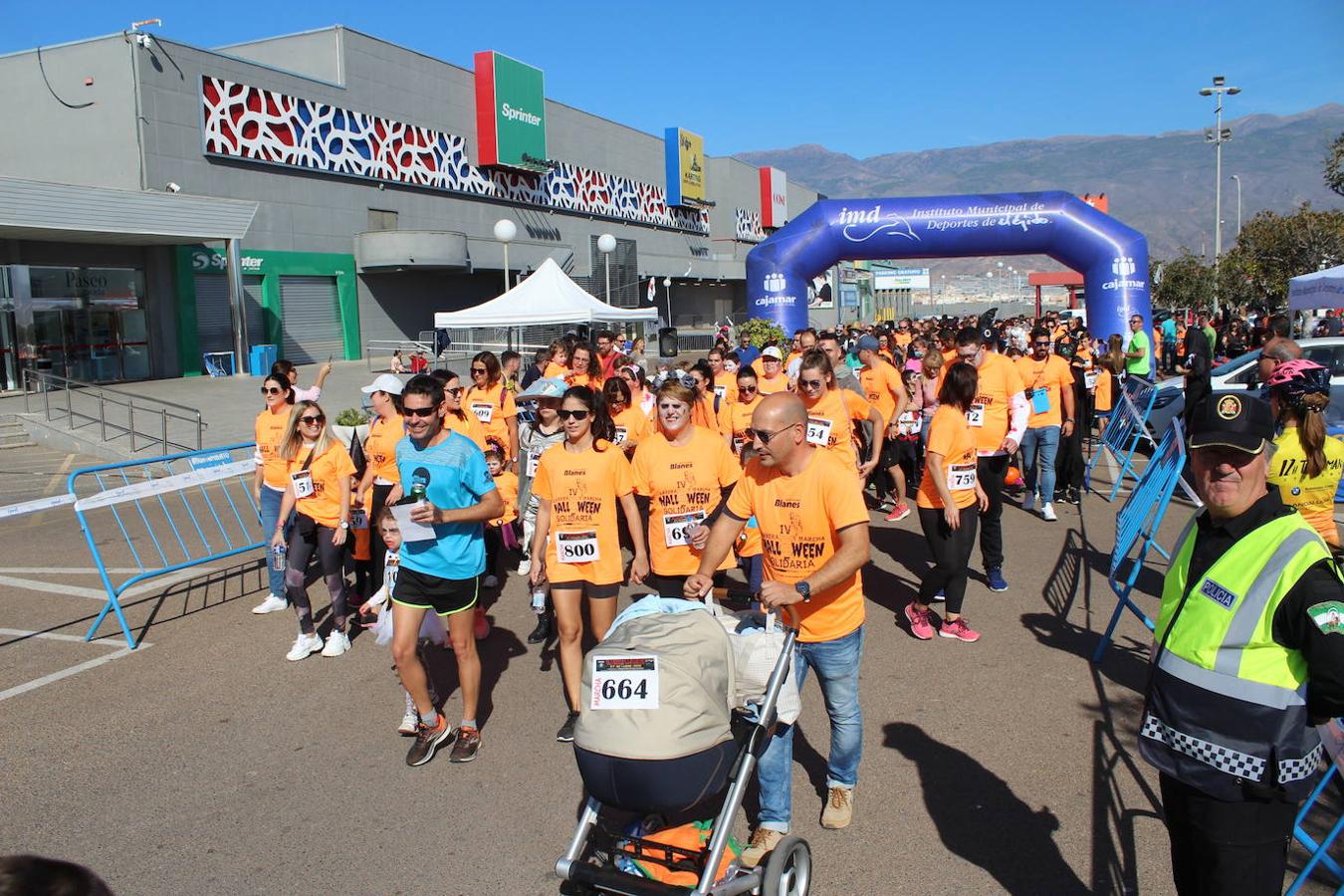 Fotos: Terrorífica carrera solidaria de Activa Tu Ocio en El Ejido