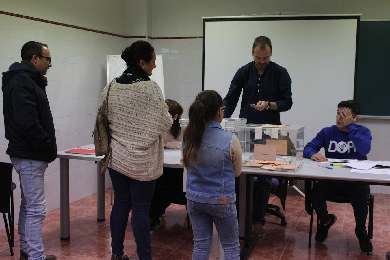 Fotos: Arranca con normalidad la jornada electoral en El Ejido