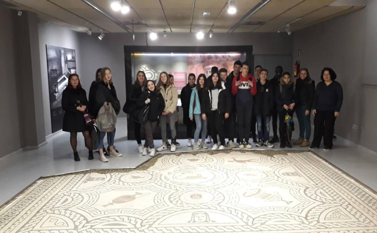 El IES Murgi de El Ejido participa en un proyecto de intercambio lingüístico con Lyon