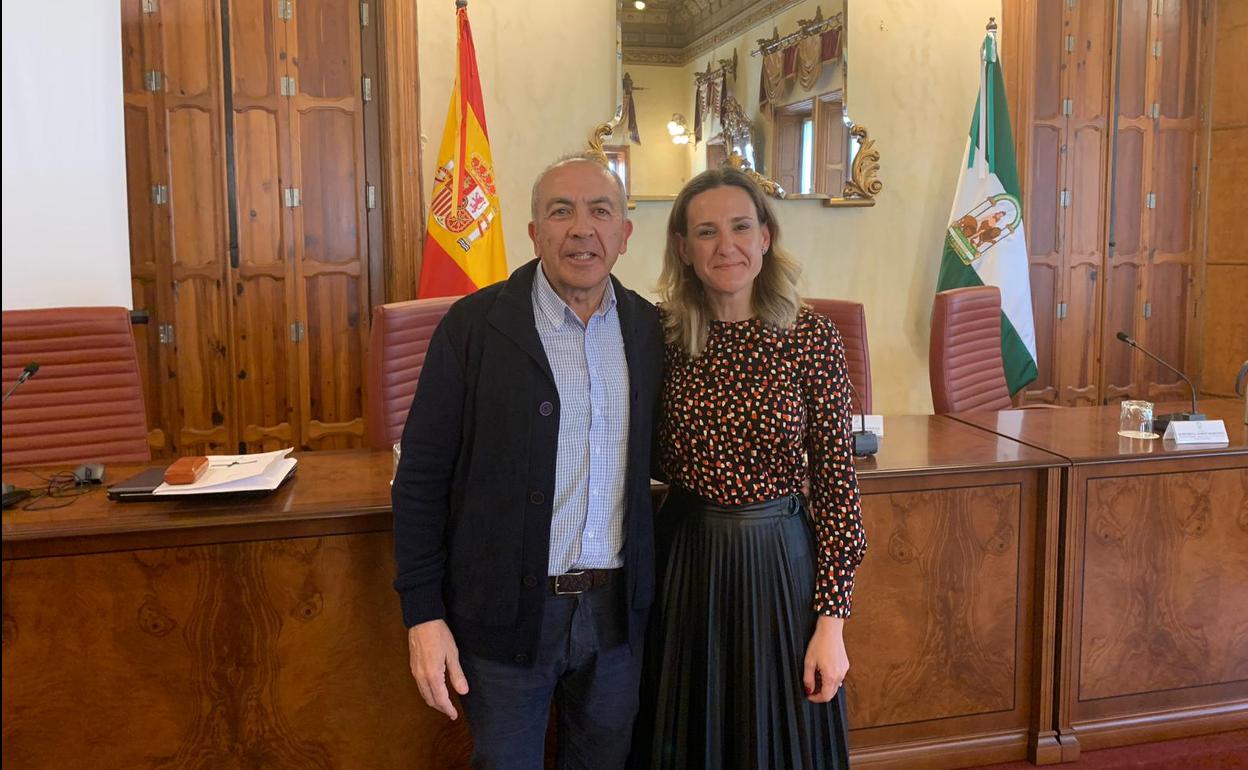 El Consistorio de El Ejido participa en una jornada sobre animales potencialmente peligrosos