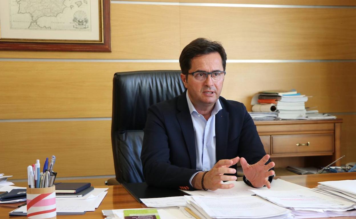 Góngora: «Yo, a día de hoy, considero injustificada la petición de cese de Rosa María Martín»