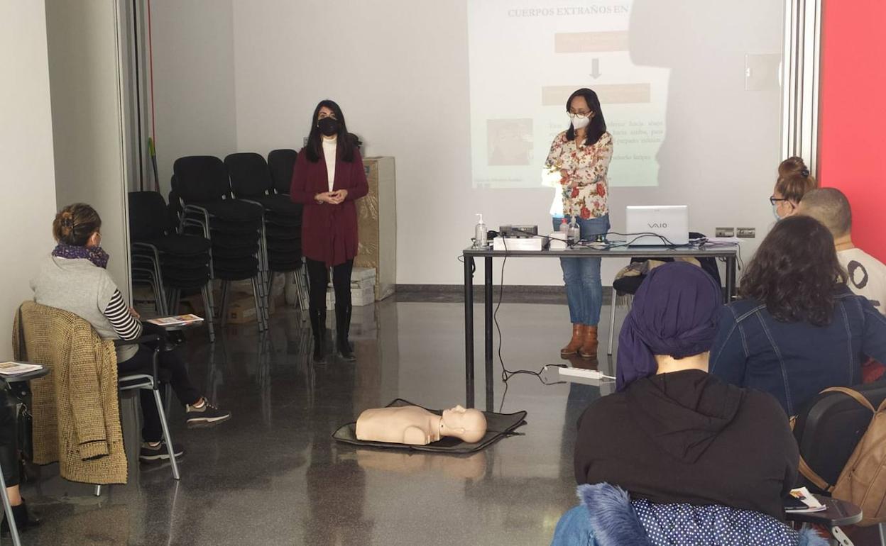 El Ayuntamiento organiza un Curso de Primeros Auxilios para Agricultores