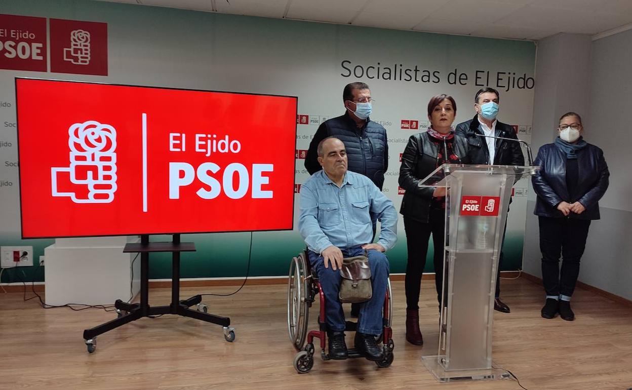 Francisco Ripoll, Jose Miguel Alarcón, Maribel Carrión, José Gabriel Maleno y Mari Carmen Álamo. 