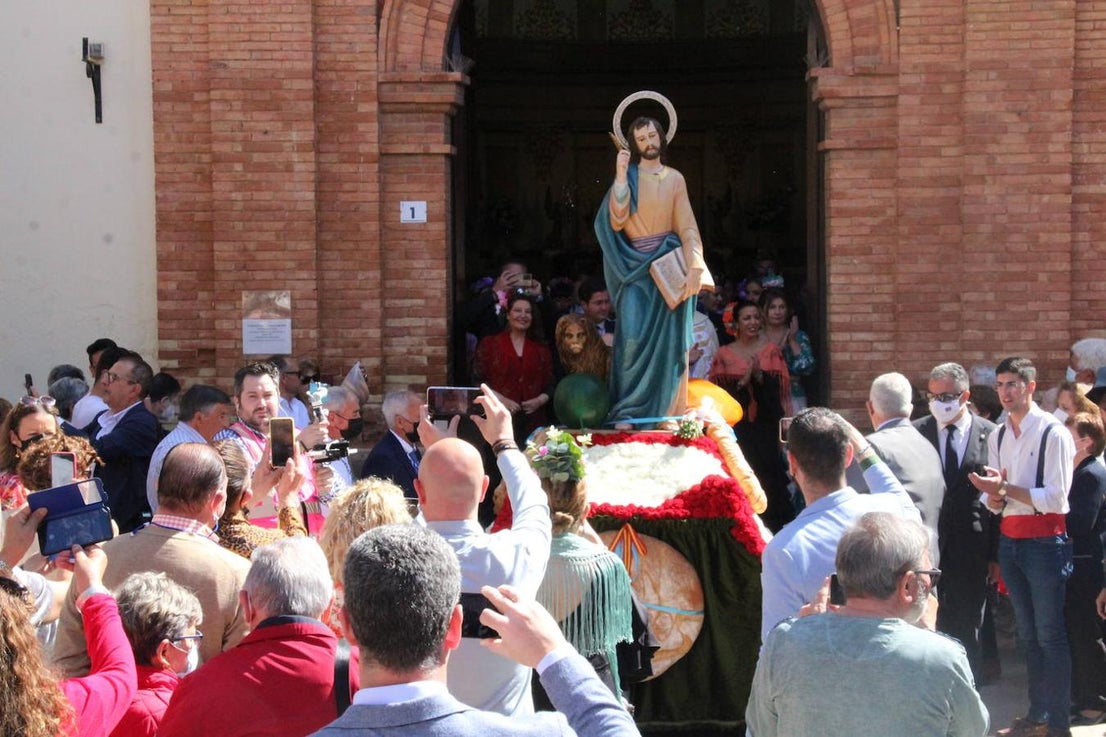 Fotos: Mile de personas acompañan a San Marcos por las calles de El Ejido