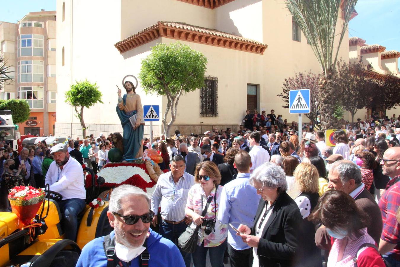 Fotos: Mile de personas acompañan a San Marcos por las calles de El Ejido