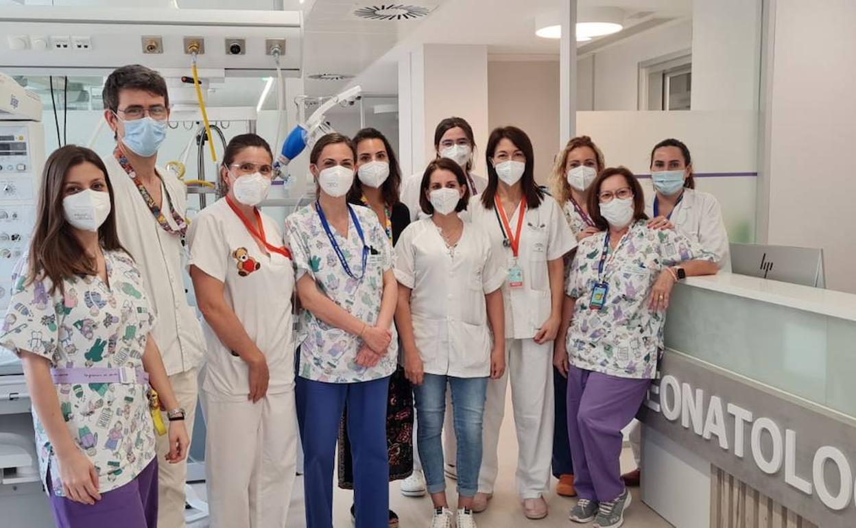 Equipo de la Unidad de Pediatría del Hospital Universidatario de Poniente, nominado al Premio Hospital Optimista en categoría Servicio. 