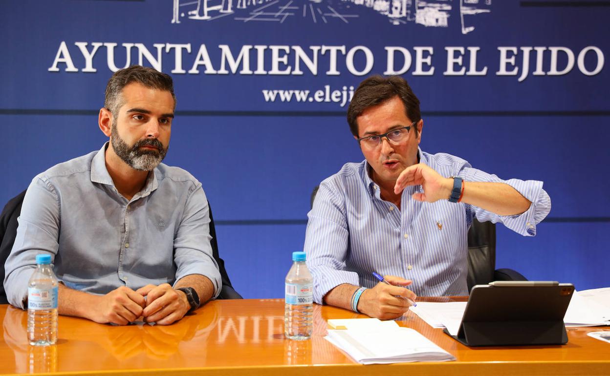 El consejero de Sostenibilidad aborda los proyectos de futuro de El Ejido