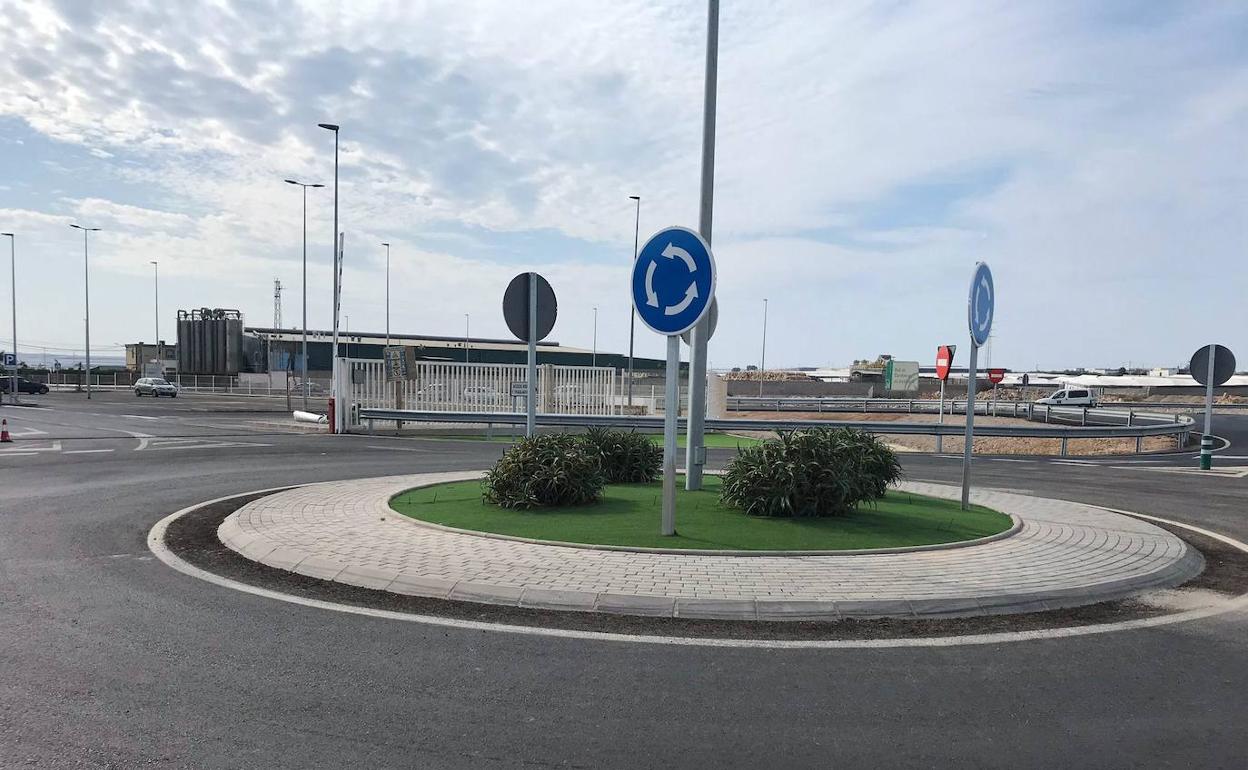 El Consorcio de Transporte mejora la seguridad en dos paradas del núcleo de Las Norias
