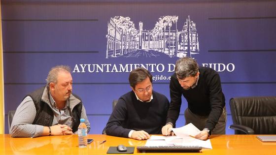 El Ayuntamiento instalará 30 puntos wifi en las playas del municipio